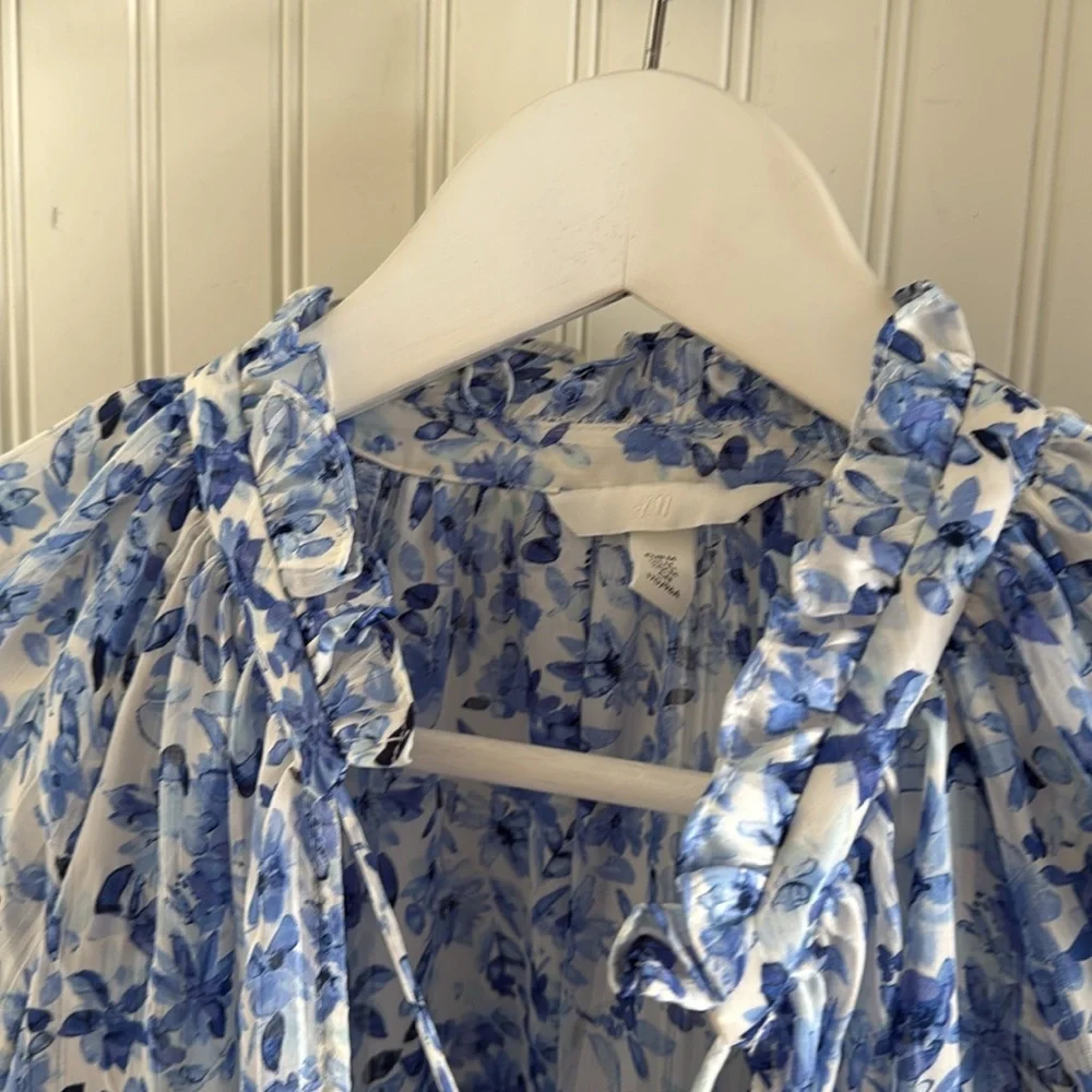 H&M Frill Crepe Floral Long Sleeve Blouse - Picture 7 of 8